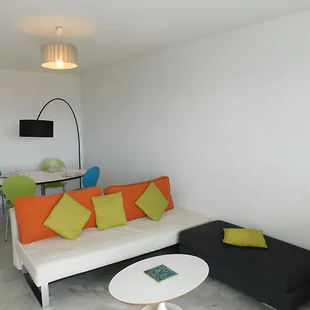 Bright 1-bedroom 'les Alizees' With Air Conditioning And Parking Apartment Juan-les-Pins