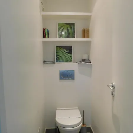 Bright 1-bedroom 'les Alizees' With Air Conditioning And Parking *